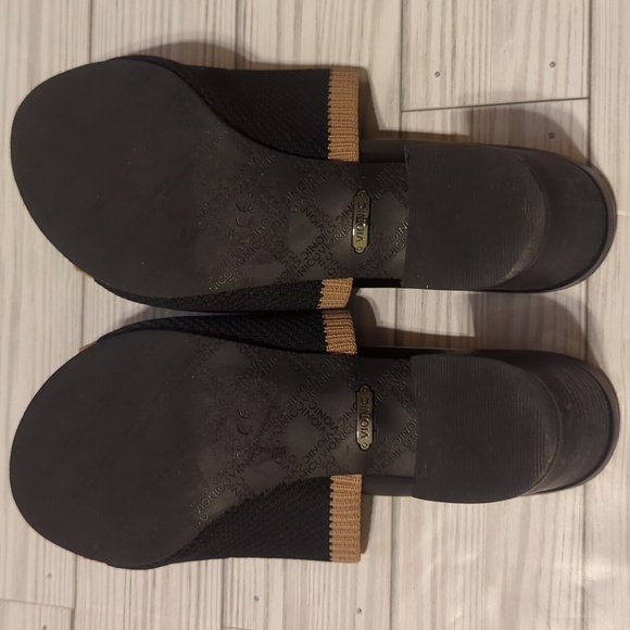 Vionic Fleur Women's Slide Heeled Sandals Size 6.5 - Picture 6 of 6